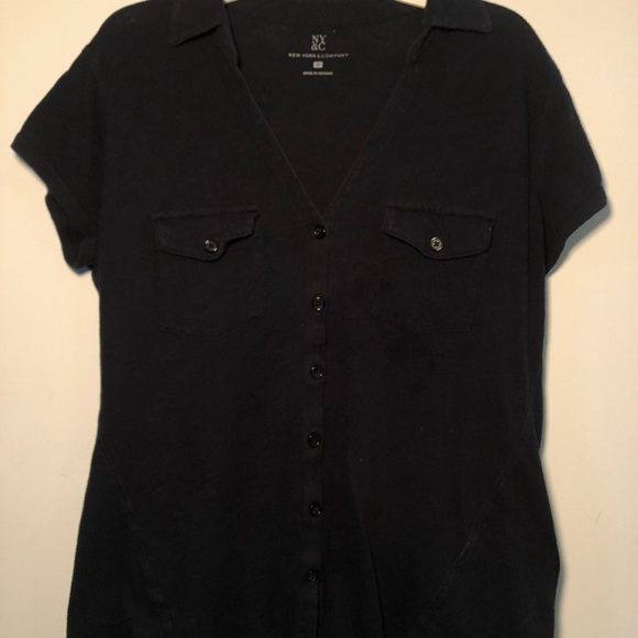 Short sleeve button down - Picture 3 of 5